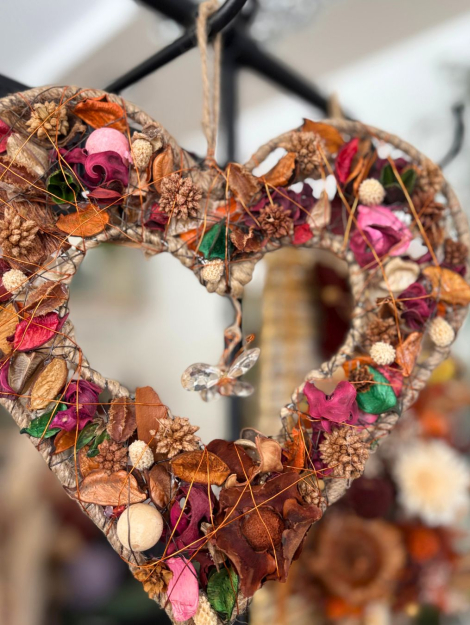 Decorazione floreale da parete