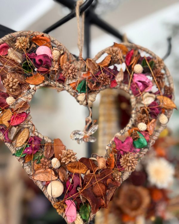 Decorazione floreale da parete