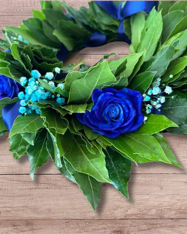 Corona di alloro con rose blu